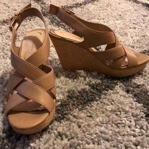 Jessica Simpson nude wedges